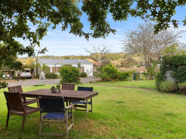 Property for sale in Awhitu