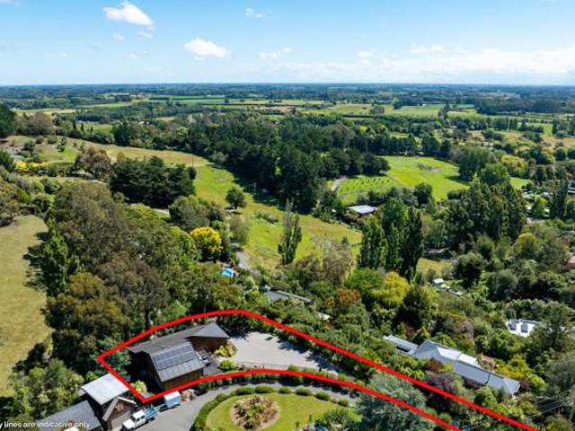 House for sale in Chaslands, Canterbury