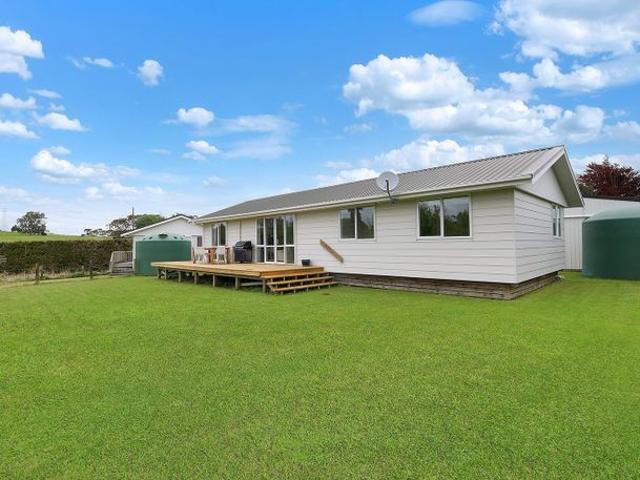 House for rent in Taupaki, Rodney