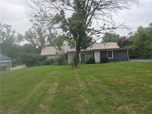 House for sale in Beachwood, Ohio