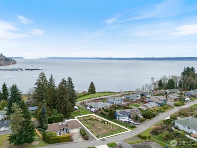 Land for sale in Kingston, Washington