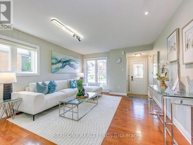 House for sale in Mississauga, Ontario