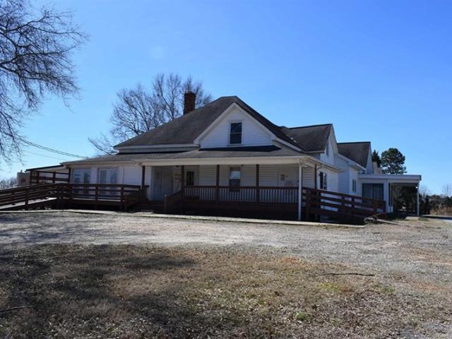 House for sale in Inman, South Carolina
