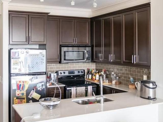 House for rent in Oakville