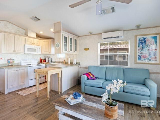 House for sale in Elberta, Baldwin County