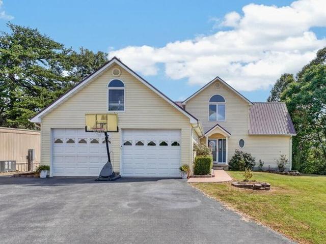 House for sale in Dawson Springs, Kentucky