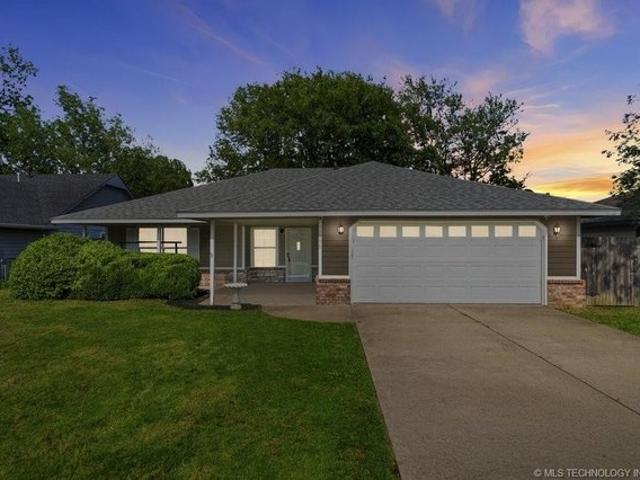 House for sale in Rogers, Oklahoma