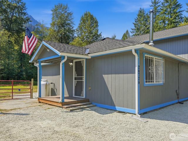 House for sale in Darrington, Washington