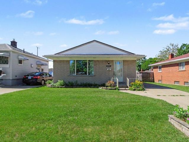 House for sale in Dearborn Heights, Michigan