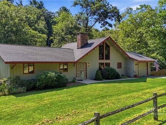 House for sale in Watauga, North Carolina