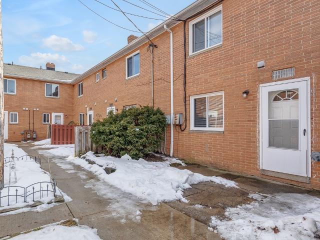 Condo for sale in Summit, Ohio