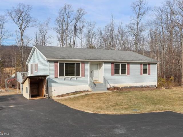 House for sale in Smithsburg, Maryland