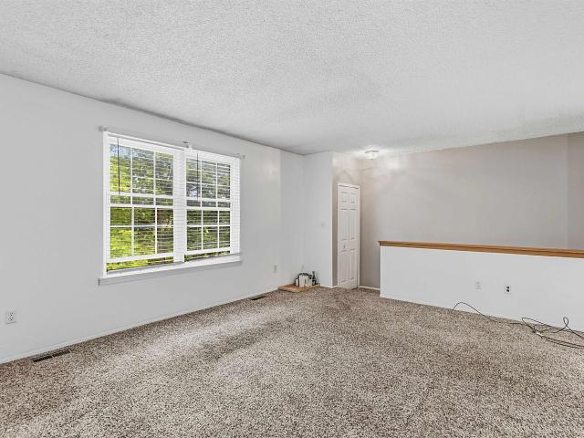 Condo for sale in Meadow Creek Condominium, Harrison Township