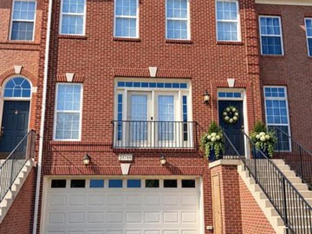 Townhouse for sale in Aldie, Loudoun County