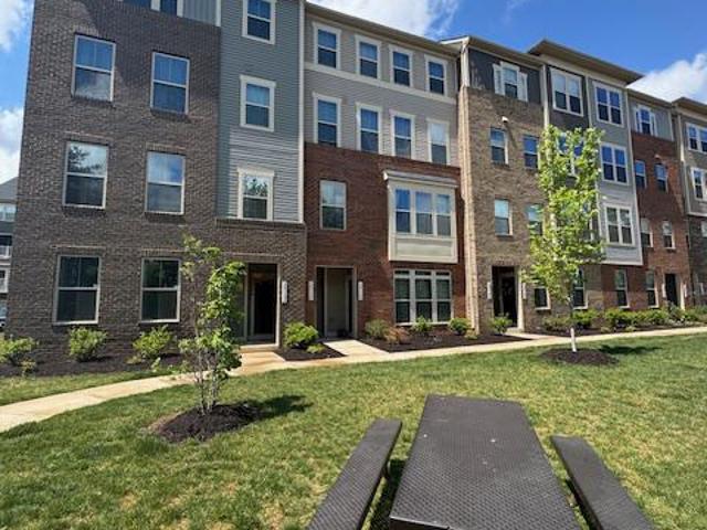 Condo for sale in South Riding, Loudoun County