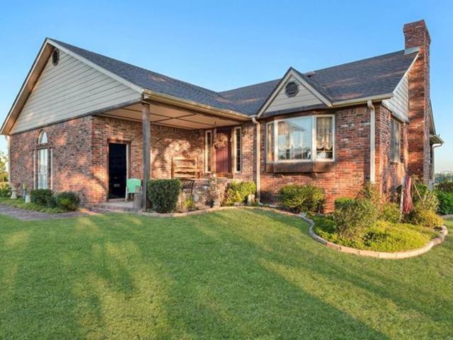 Farm for sale in Henryetta, Oklahoma