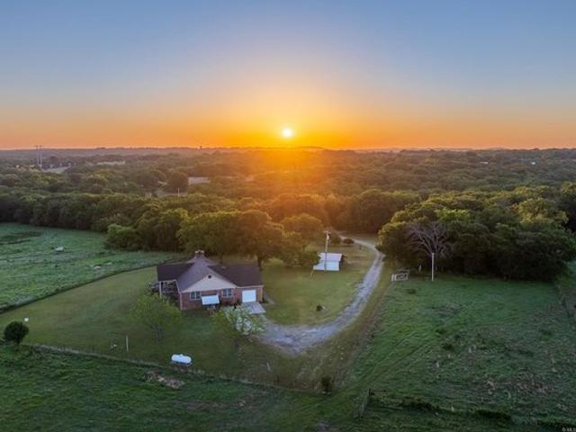 Farm for sale in Henryetta, Oklahoma