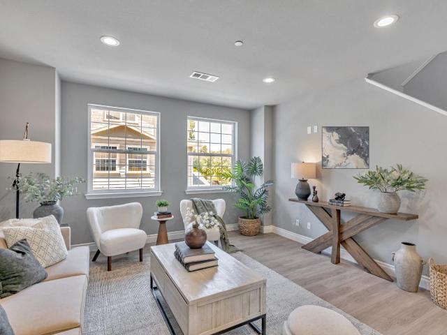 Condo for sale in Hayward