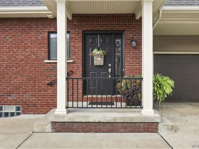 Condo for sale in East Aurora, Erie County