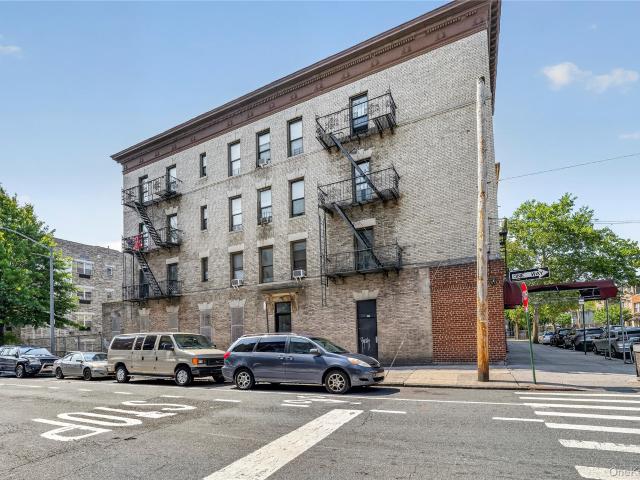 Commercial for sale in The Bronx, Arverne