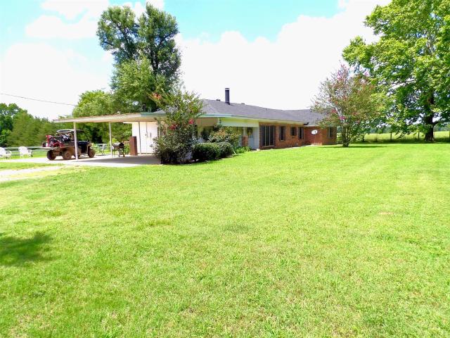 House for sale in Crockett, Texas