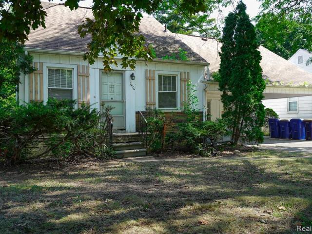 House for sale in Sylvan Shores, Waterford Township