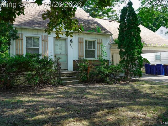 House for sale in Waterford, Michigan