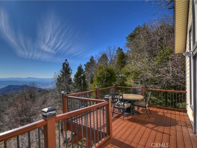 House for sale in Green Valley Lake, California