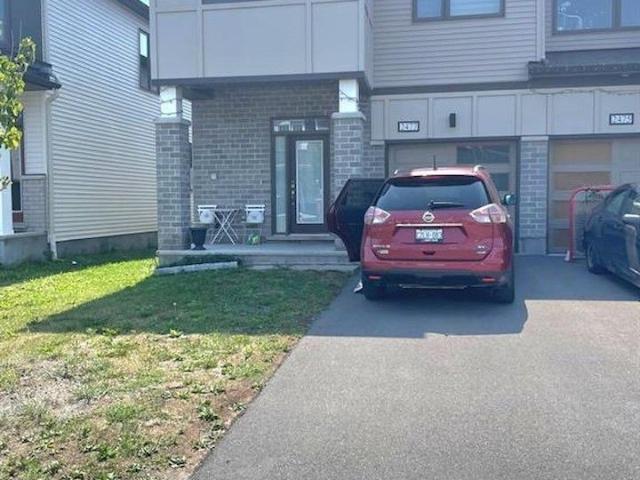 Townhouse for rent in Barrhaven West, Ottawa