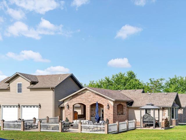 House for sale in Clever, Missouri