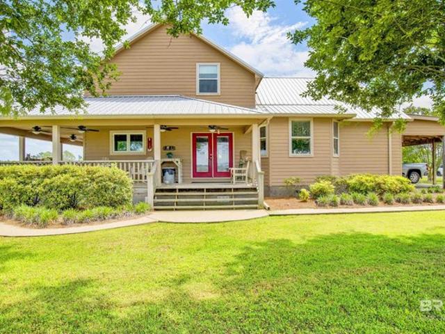 House for sale in Elberta, Alabama