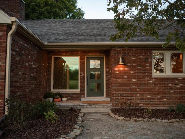 Farm for sale in Junction City, Lincoln County