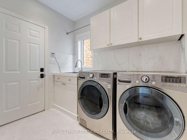 House for rent in Oakville, Golden Horseshoe