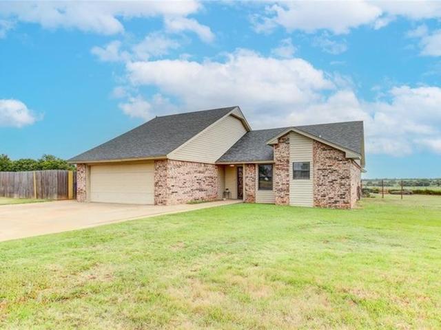 House for sale in Chickasha, Oklahoma