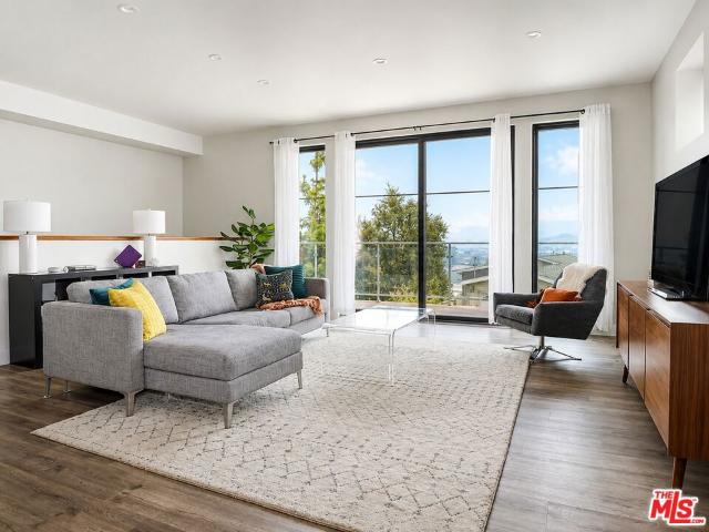 Property for rent in Canoga Park, California