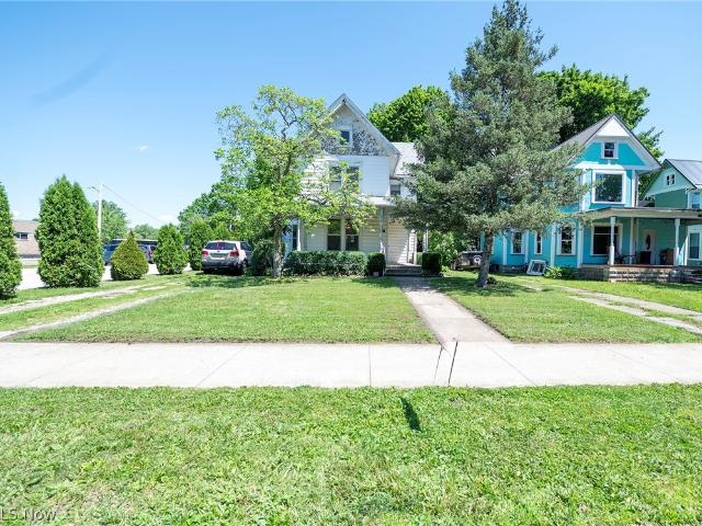House for sale in New Philadelphia, Ohio