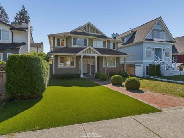 Duplex for sale in North Vancouver, Metro Vancouver Regional District