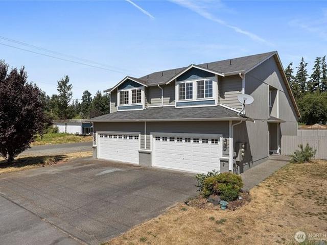 House for sale in Spanaway, Washington