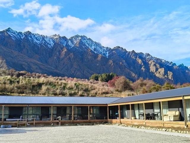 Property for rent in Otakou