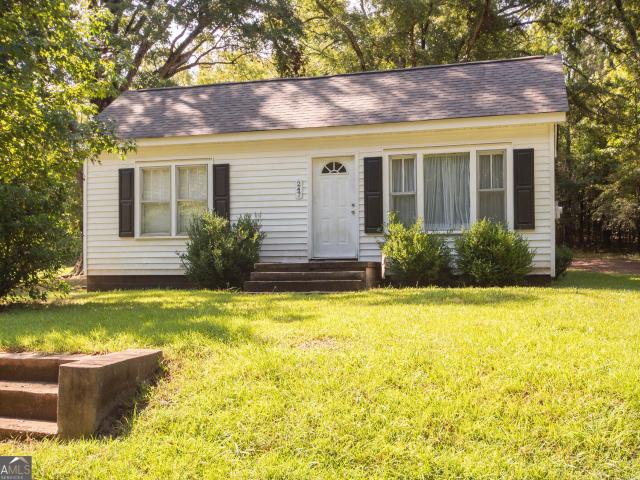 House for sale in Moreland, Georgia