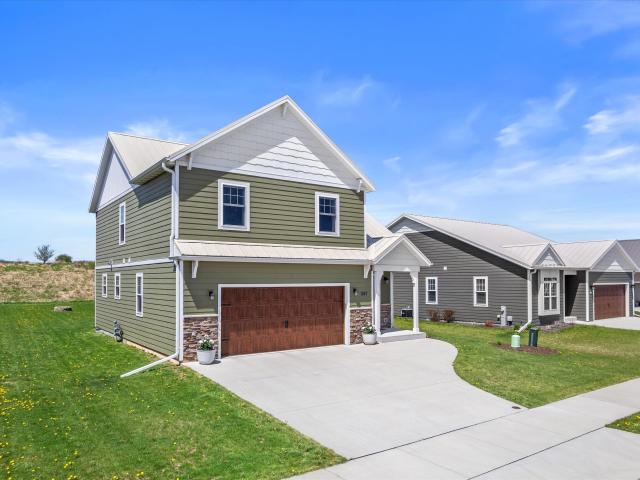House for sale in Belgium, Wisconsin