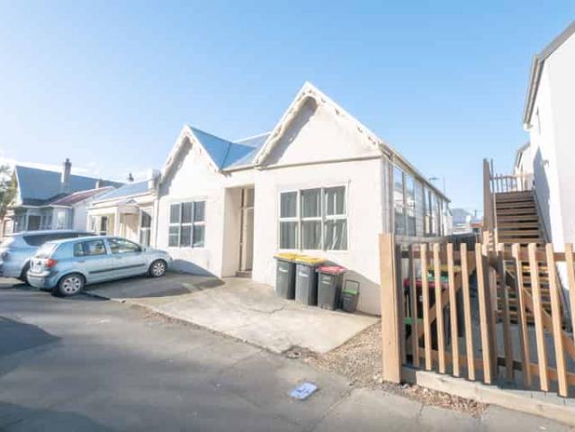 House for rent in Otakou