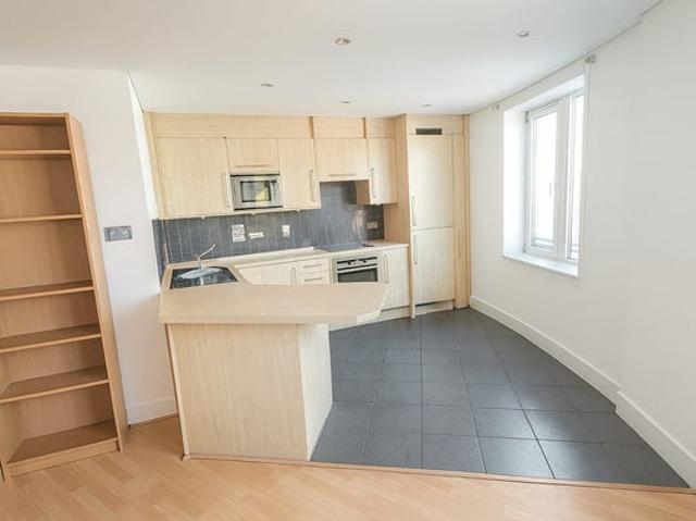 Apartment for rent in Angel, Greater London