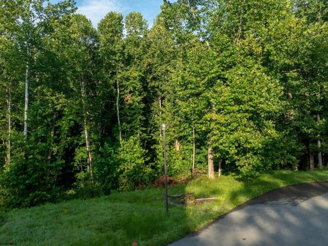 Land for sale in Bridgeport, West Virginia