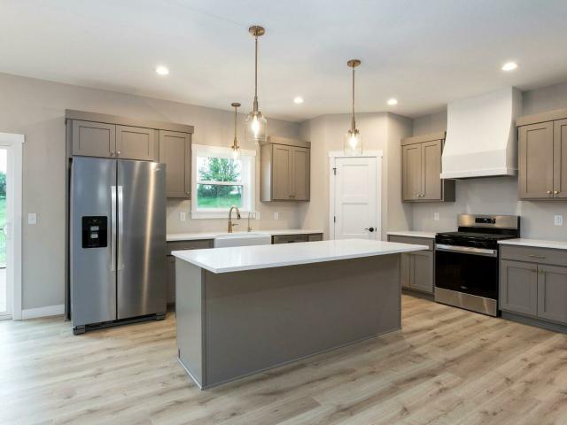 House for sale in Roberts