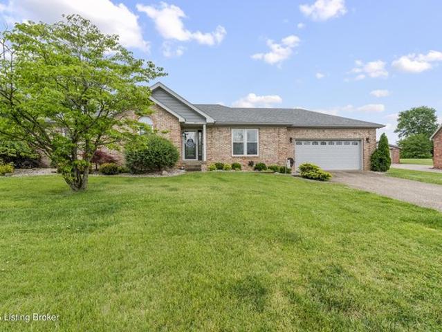 House for sale in Shepherdsville, Kentucky