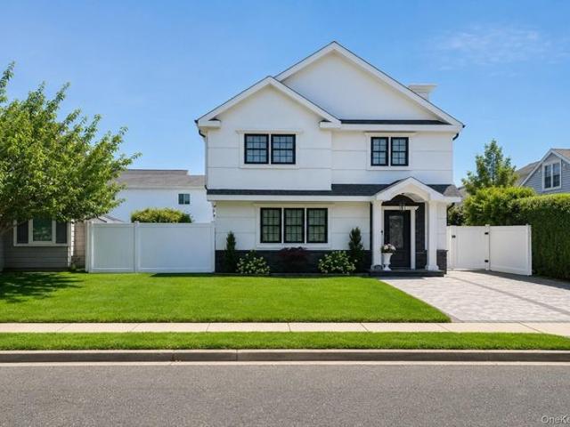 House for sale in Massapequa, Nassau County
