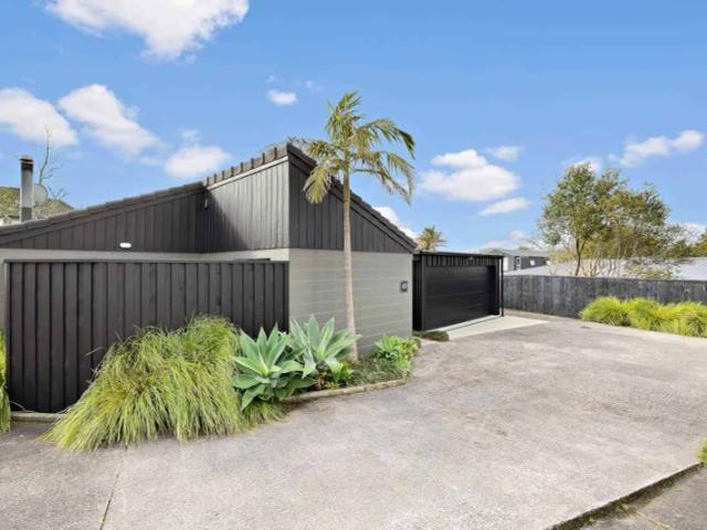 Apartment for sale in Howick