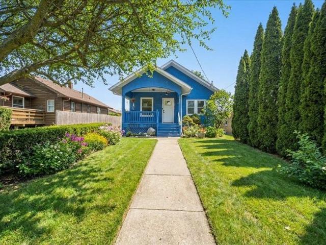House for sale in Highwood, Illinois