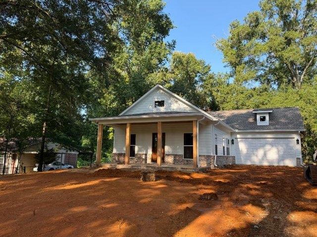House for sale in Saltillo, Mississippi